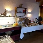 Logis Hôtel-restaurant Aux Trois Roses