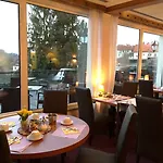 Logis Hôtel-restaurant Aux Trois Roses 3* La Petite-Pierre