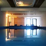 Logis Hotel-restaurant Aux Trois Roses