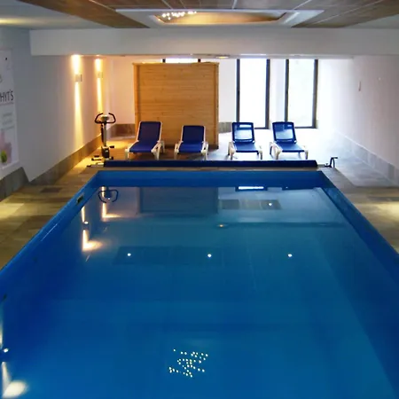 Hotel Logis Hotel-restaurant Aux Trois Roses La Petite-Pierre