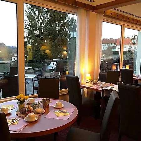 Hotel Logis Hotel-restaurant Aux Trois Roses La Petite-Pierre