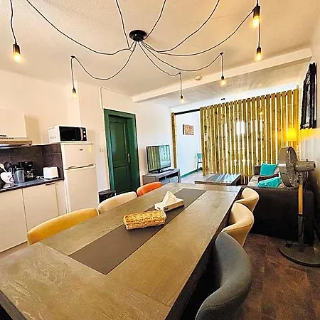 Logis Hotel-restaurant Aux Trois Roses 3* La Petite-Pierre