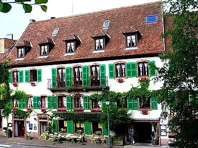 Restaurant Aux Trois Roses Hotel 3*