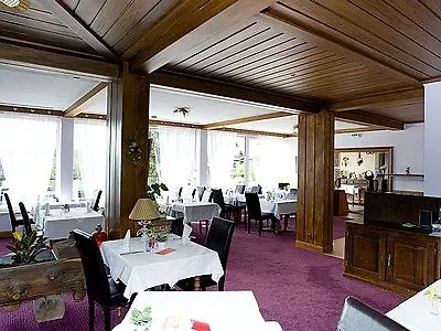 Logis Hotel-restaurant Aux Trois Roses 3* La Petite-Pierre