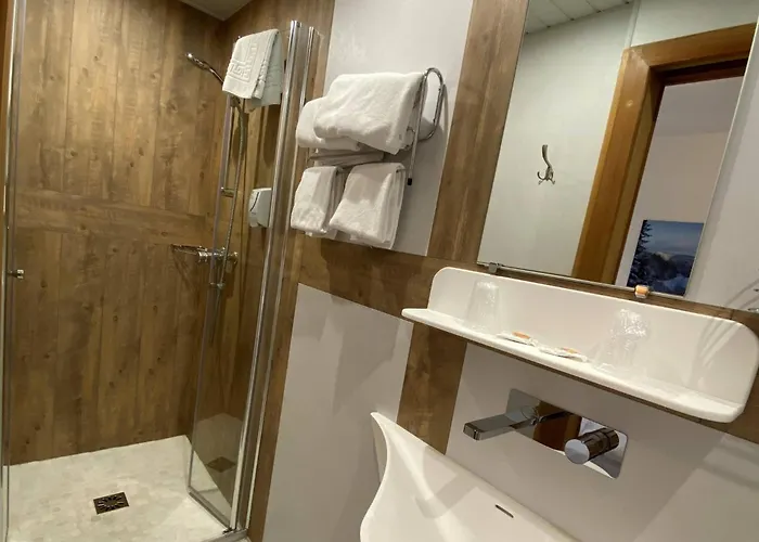 Logis Hotel-restaurant Aux Trois Roses 3* La Petite-Pierre