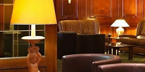 Logis Hotel-restaurant Aux Trois Roses Hotel La Petite-Pierre