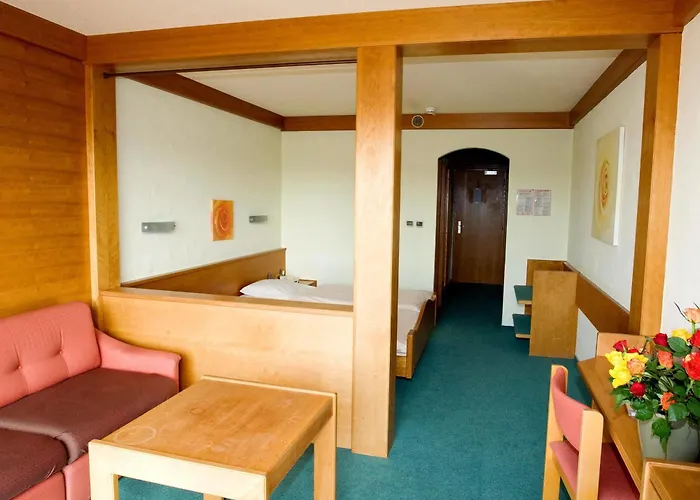 Logis Hotel-restaurant Aux Trois Roses 3* La Petite-Pierre