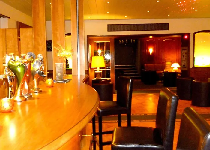 Logis Hotel-restaurant Aux Trois Roses La Petite-Pierre